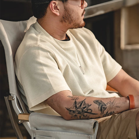 MADEN T-shirt gaufré en tricot à col rond rétro fait à la main