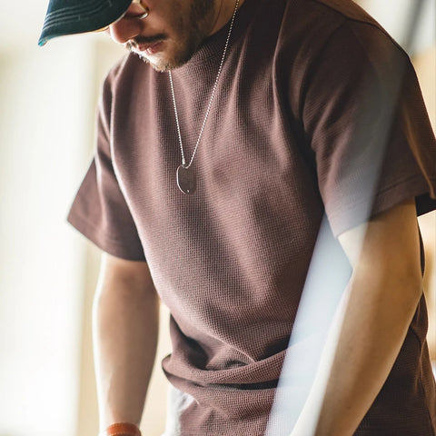 MADEN T-shirt gaufré en tricot à col rond rétro fait à la main