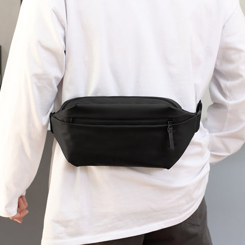 Bolso bandolera informal para hombre al aire libre